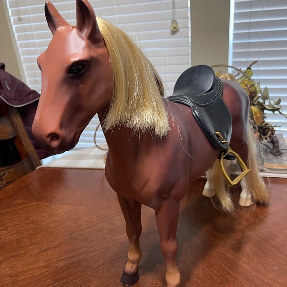 Our Generation Battat Horse 19-1/2” High 19” Long Vintage English Saddle - Picture 2 of 10